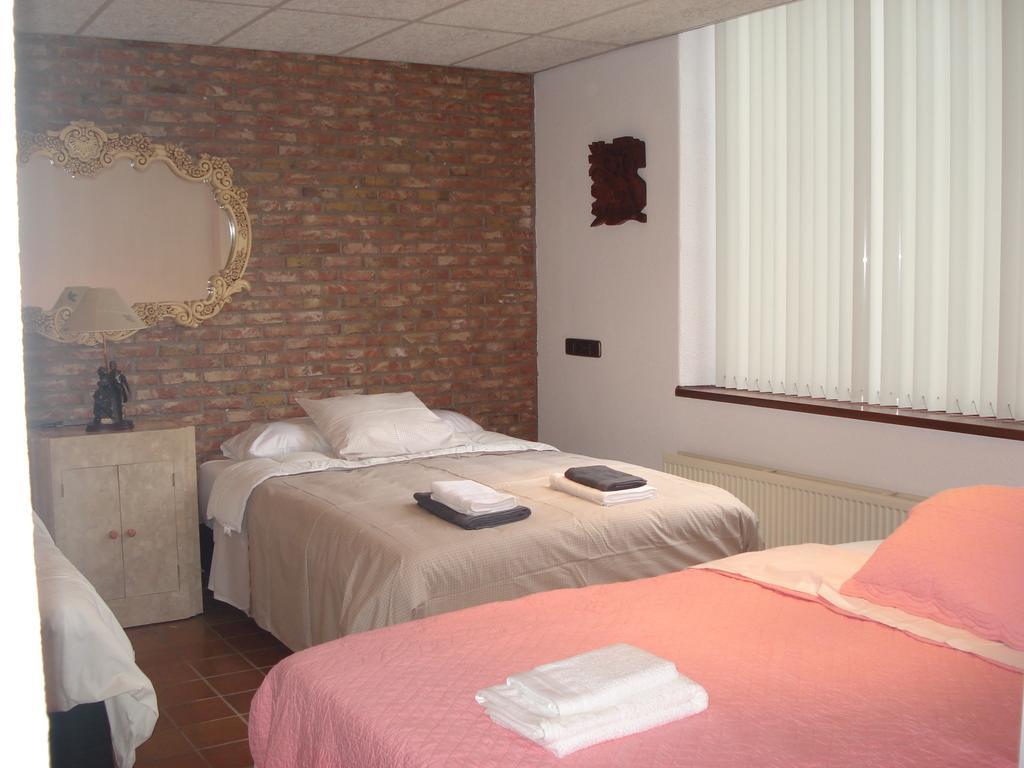 B&B De Boerenbuiten Eede Ruang foto
